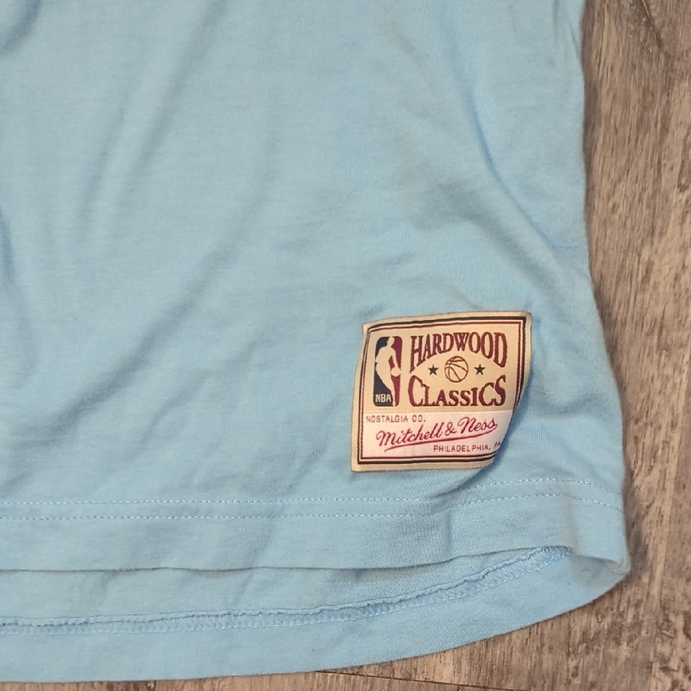 Mitchell & Ness Vintage Hakeem Olajuwon Light Blue Rockets Tee - Picture 4 of 5